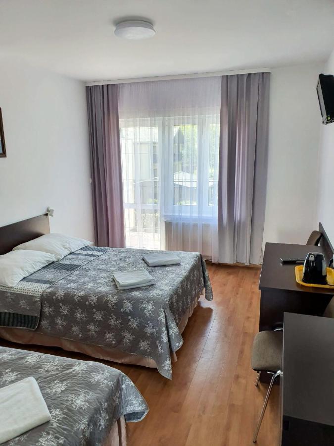 Astoria Apartment Dabki Bagian luar foto