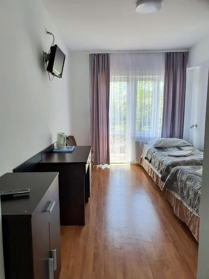 Astoria Apartment Dabki Bagian luar foto