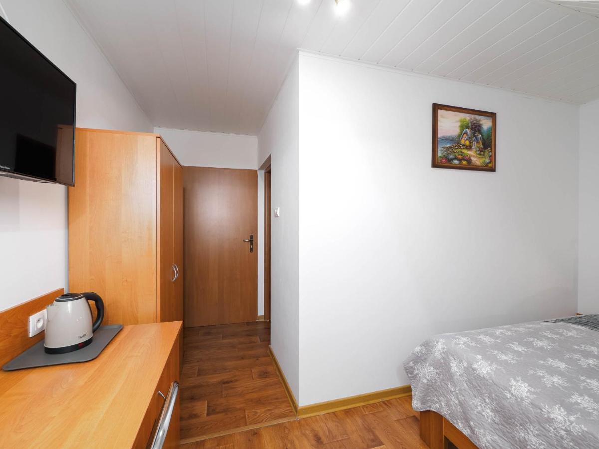 Astoria Apartment Dabki Bagian luar foto